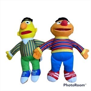 Sesame Street Bert & Ernie Plush Bundle Stuffed Doll Figure Kids Toy